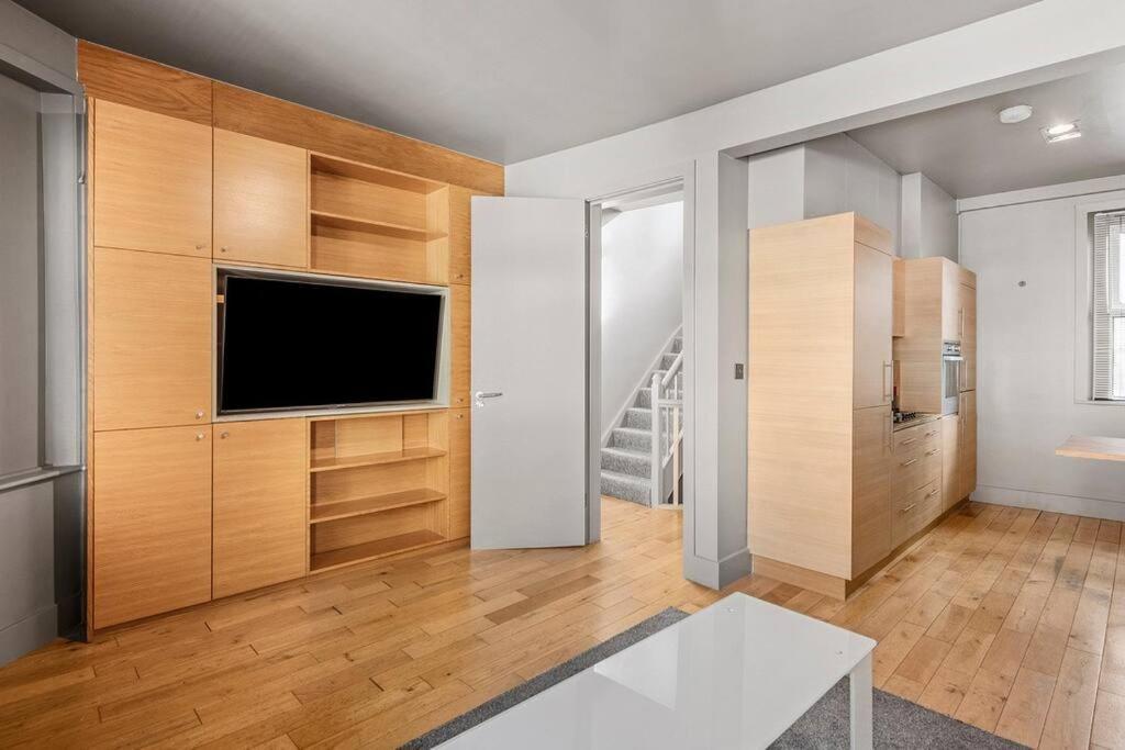 Spacious Home On Chapel Market Лондон Екстер'єр фото